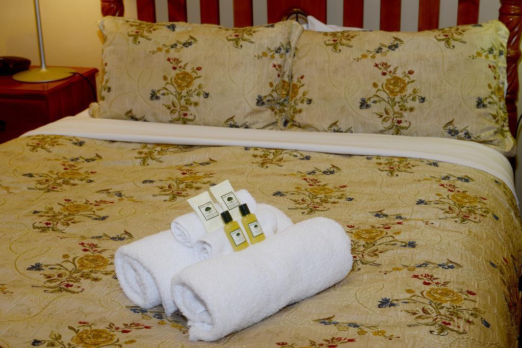 Edinburgh Gallery Bed & Breakfast Гобарт Екстер'єр фото