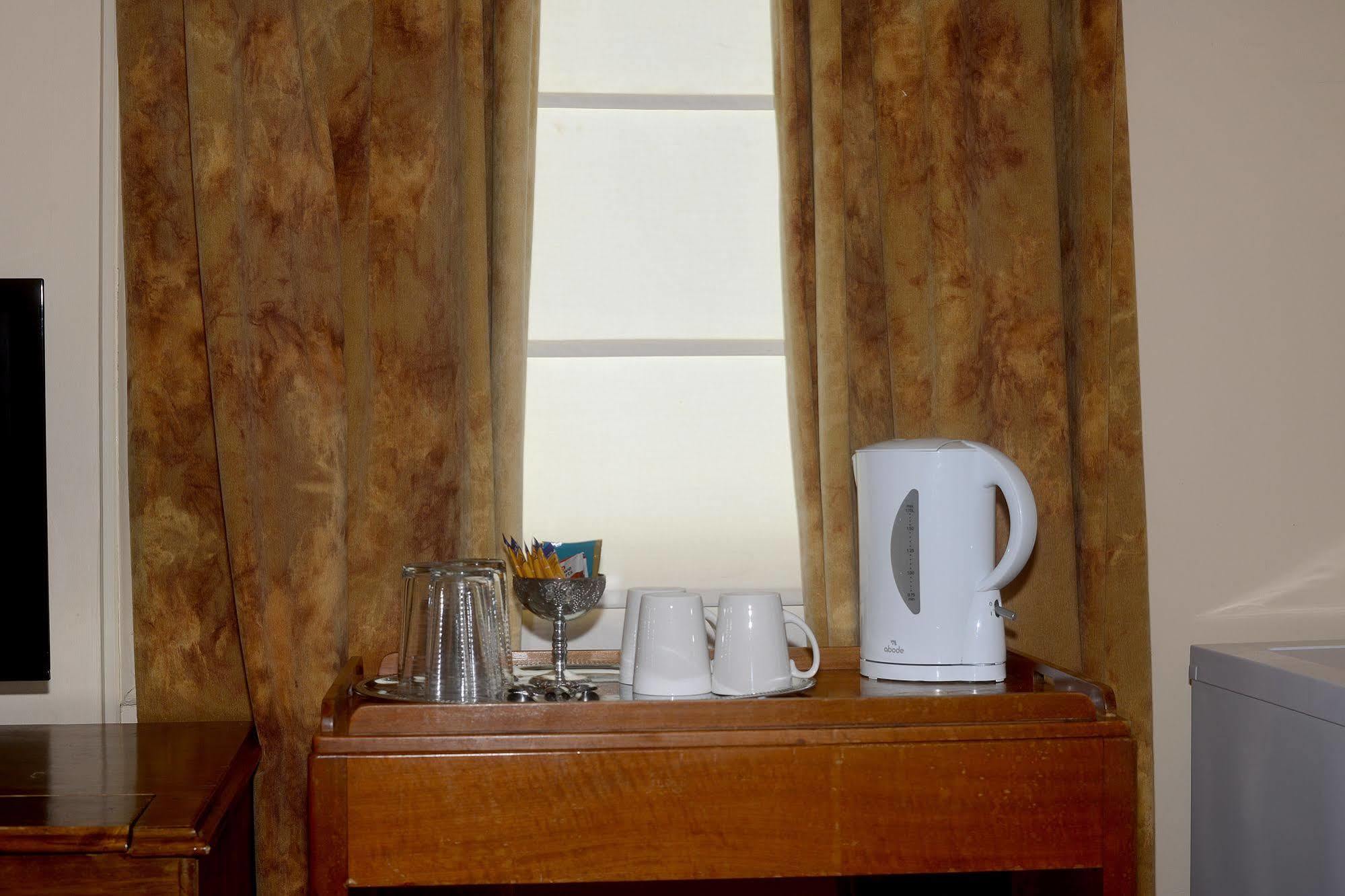 Edinburgh Gallery Bed & Breakfast Гобарт Екстер'єр фото