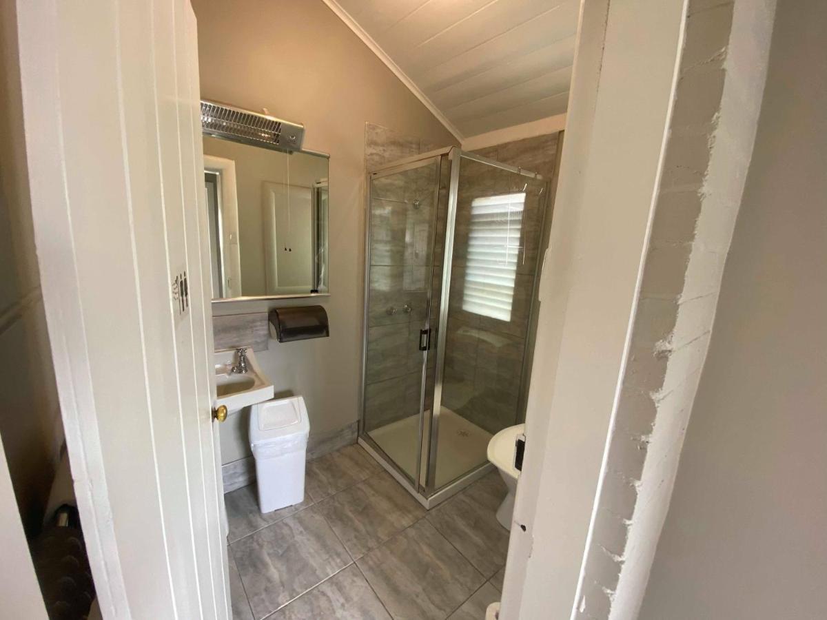 Edinburgh Gallery Bed & Breakfast Гобарт Екстер'єр фото